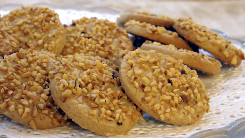 Honey and nuts biscuits