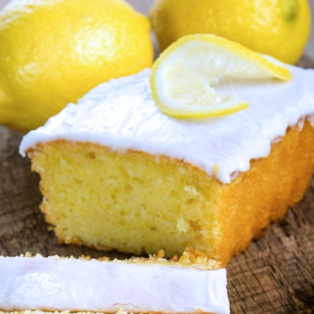 Light lemon fruitcake